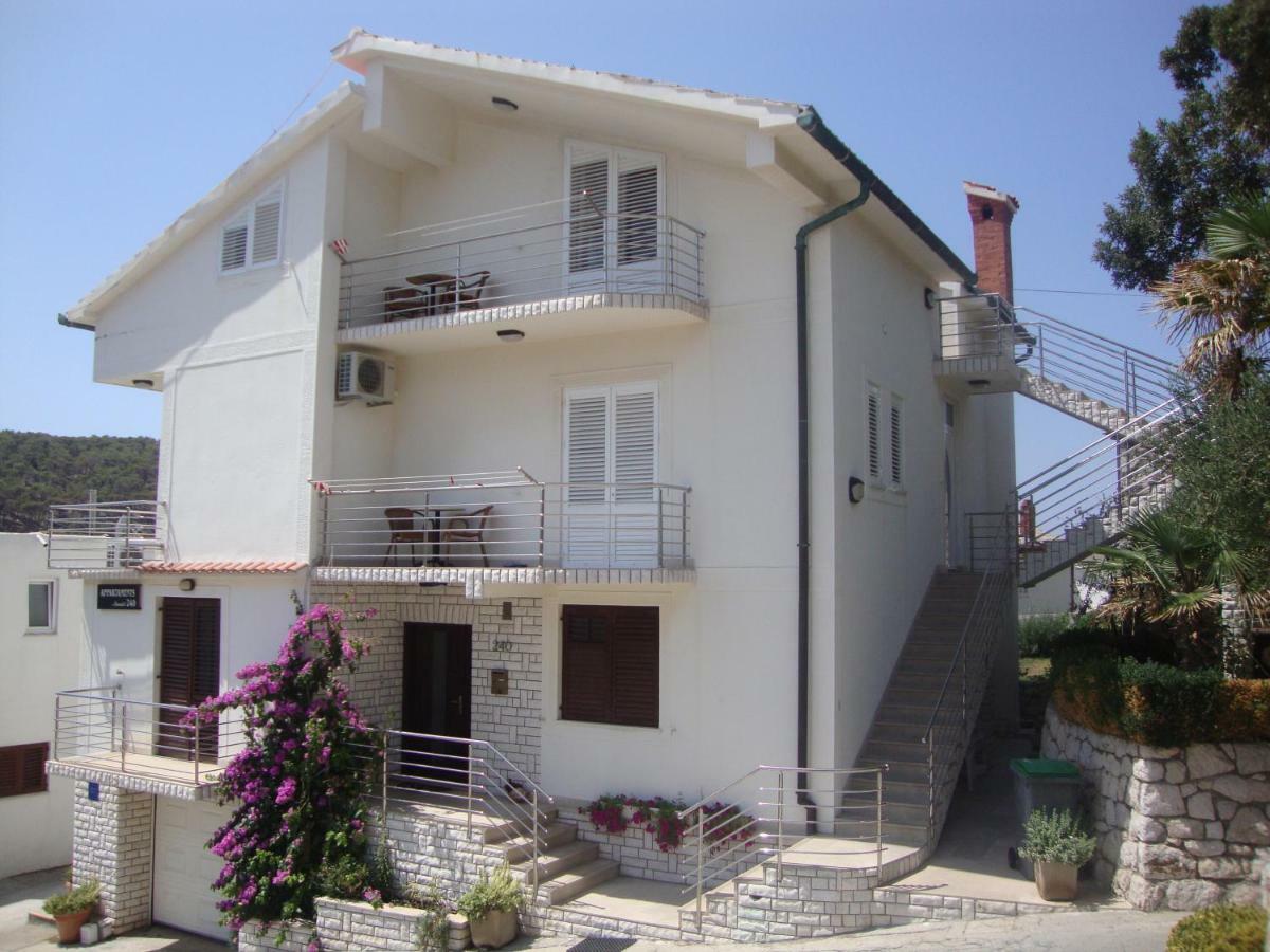 Apartmani Lidija Lopar Zewnętrze zdjęcie
